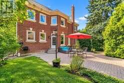 15 THEOBALDS CIRCLE | Richmond Hill Ontario | Slide Image Thirty