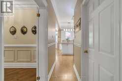 15 THEOBALDS CIRCLE | Richmond Hill Ontario | Slide Image Eight