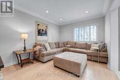 591 PLANTATION GATE | Newmarket Ontario | Slide Image Thirteen