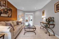591 PLANTATION GATE | Newmarket Ontario | Slide Image Twenty