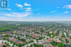 591 PLANTATION GATE | Newmarket Ontario | Slide Image Fifty