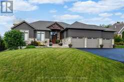 58 HIGHLAND DRIVE | Oro-Medonte Ontario | Slide Image One