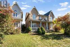 34 PIKE LANE | Markham Ontario | Slide Image Three