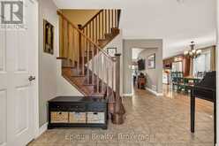 184 LOCHEED DRIVE | Hamilton Ontario | Slide Image Four