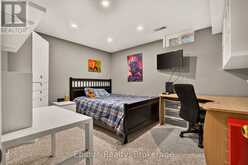 184 LOCHEED DRIVE | Hamilton Ontario | Slide Image Thirty-two