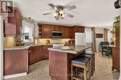 184 LOCHEED DRIVE | Hamilton Ontario | Slide Image Seven