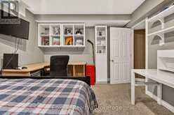 184 LOCHEED DRIVE | Hamilton Ontario | Slide Image Thirty-three