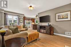 184 LOCHEED DRIVE | Hamilton Ontario | Slide Image Fifteen