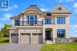 15 KENNETH CAMPBELL COURT | Aurora Ontario | Slide Image One