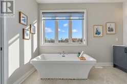 15 KENNETH CAMPBELL COURT | Aurora Ontario | Slide Image Thirty-two