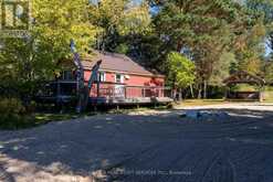 3 WOODLAND LANE | Magnetawan Ontario | Slide Image Ten