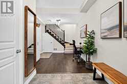9 BLOOM CRESCENT | Hamilton Ontario | Slide Image Two