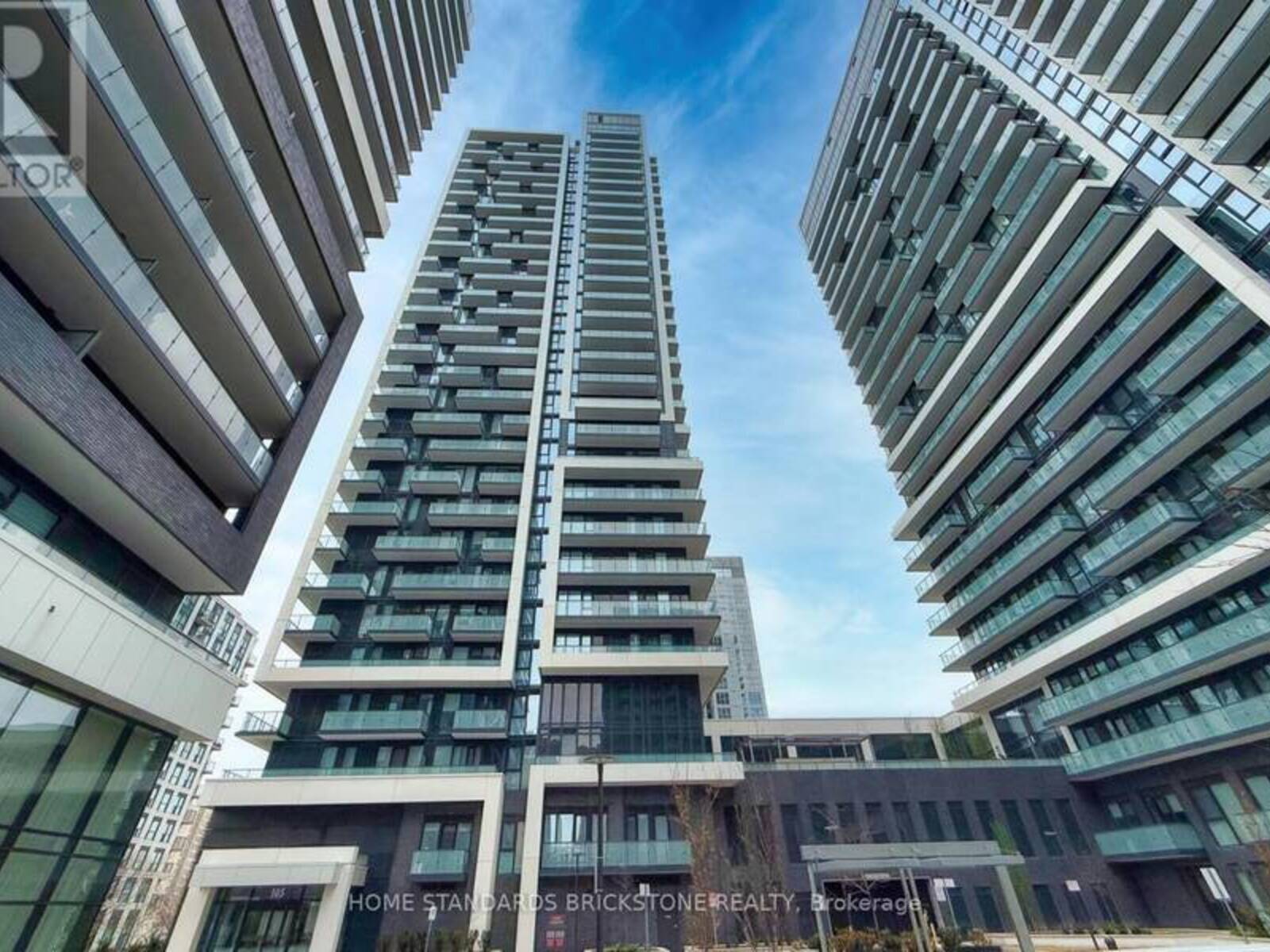 1207 - 105 ONEIDA CRESCENT, Richmond Hill, Ontario L4B 0H6