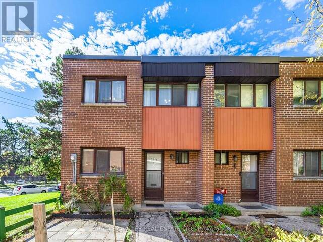 1 - 349 DRIFTWOOD AVENUE Toronto Ontario, M3N 2P2 - 4 Bedrooms Condo For Sale