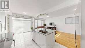135 FAIREY CRESCENT | Hamilton Ontario | Slide Image Thirteen