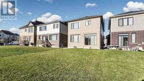 135 FAIREY CRESCENT | Hamilton Ontario | Slide Image Thirty-one