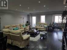 37 PRINGDALE GARDENS CIRCLE | Toronto Ontario | Slide Image Four