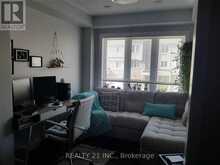 37 PRINGDALE GARDENS CIRCLE | Toronto Ontario | Slide Image Five