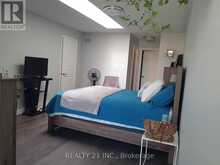 37 PRINGDALE GARDENS CIRCLE | Toronto Ontario | Slide Image Nine