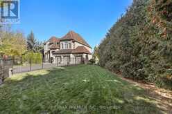 9 MIGONETTE STREET | Richmond Hill Ontario | Slide Image Three