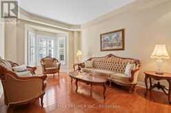 9 MIGONETTE STREET | Richmond Hill Ontario | Slide Image Sixteen