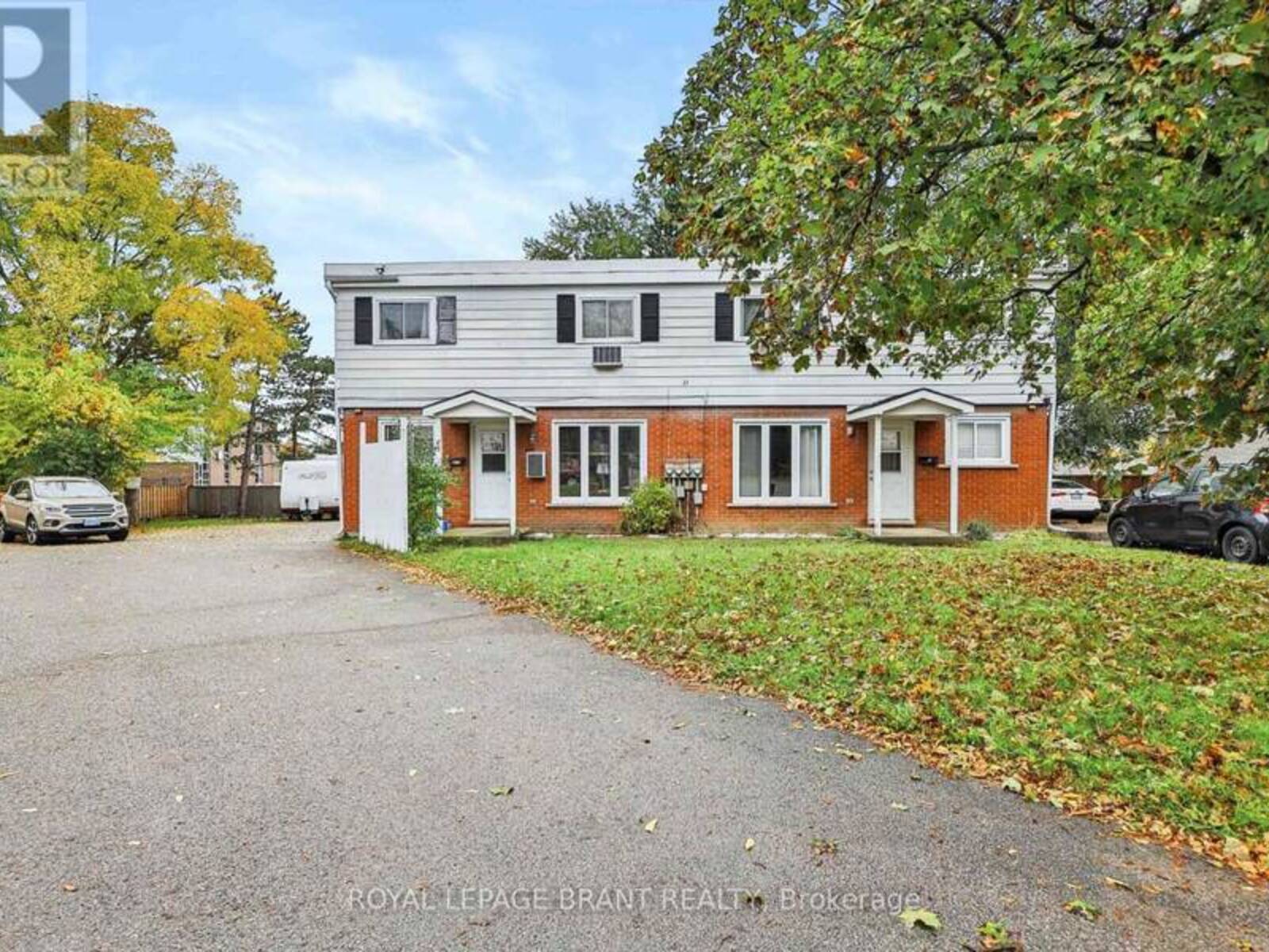 23 BRENDA COURT, Brantford, Ontario N3R 2L8