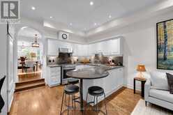 104 PLEASANT BOULEVARD | Toronto Ontario | Slide Image Six