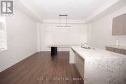 53 WUHAN LANE | Markham Ontario | Slide Image Six