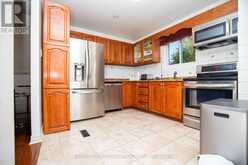 23 - 10 BUR OAK WAY | Toronto Ontario | Slide Image Four