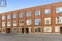 4 - 39 DEKOVEN MEWS | Toronto Ontario | Slide Image One