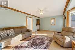 9 SPENCER AVENUE | Hamilton Ontario | Slide Image Eleven