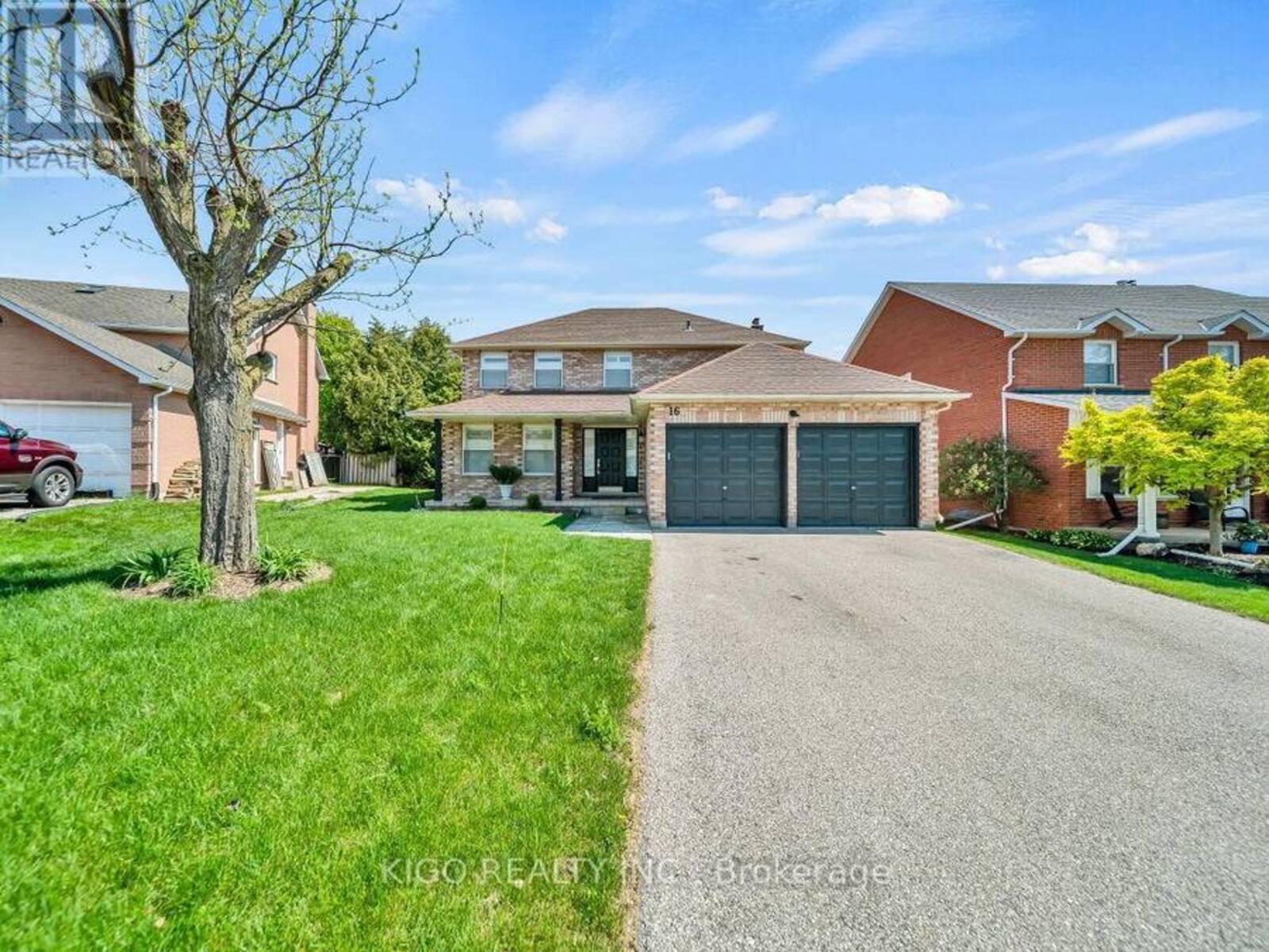 16 GLENNIE COURT, Cambridge, Ontario N1T 1L1