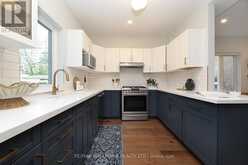 701 GREENWOOD AVENUE | Toronto Ontario | Slide Image Twelve