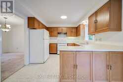 47 LONGSWORD DRIVE | Toronto Ontario | Slide Image Seventeen
