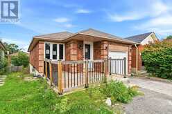 42 GEDDES CRESCENT | Barrie Ontario | Slide Image Three