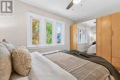 384A MONTROSE AVENUE | Toronto Ontario | Slide Image Fifteen