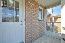 26 CASTLEBURY DRIVE | Guelph Ontario | Slide Image Four