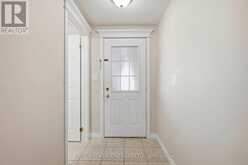 26 CASTLEBURY DRIVE | Guelph Ontario | Slide Image Five