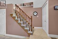 995 UPPER WELLINGTON STREET | Hamilton Ontario | Slide Image Eighteen