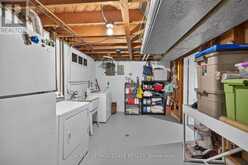 995 UPPER WELLINGTON STREET | Hamilton Ontario | Slide Image Thirty-nine