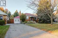 172 PHYLLIS AVENUE | Toronto Ontario | Slide Image Two