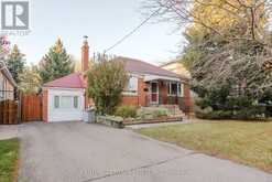172 PHYLLIS AVENUE | Toronto Ontario | Slide Image Four