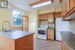 172 PHYLLIS AVENUE | Toronto Ontario | Slide Image Eighteen