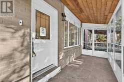 333 NEAL DRIVE | Richmond Hill Ontario | Slide Image Four