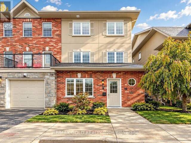 9 - 57 FERNDALE DRIVE S Barrie Ontario, L4N 5W9 - 2 Bedrooms Condo For Sale