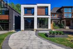 696 MONTBECK CRESCENT | Mississauga Ontario | Slide Image One