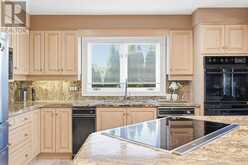 22 BURT COURT | Hamilton Ontario | Slide Image Fifteen