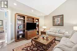 22 BURT COURT | Hamilton Ontario | Slide Image Eight