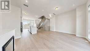 72 INGERSOLL LANE | Richmond Hill Ontario | Slide Image Thirteen