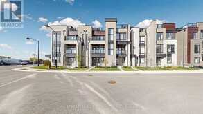 72 INGERSOLL LANE | Richmond Hill Ontario | Slide Image Two